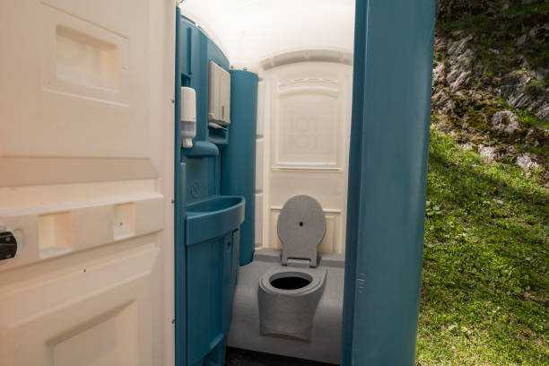 Best Portable restroom trailer rental  in New Hempstead, NY
